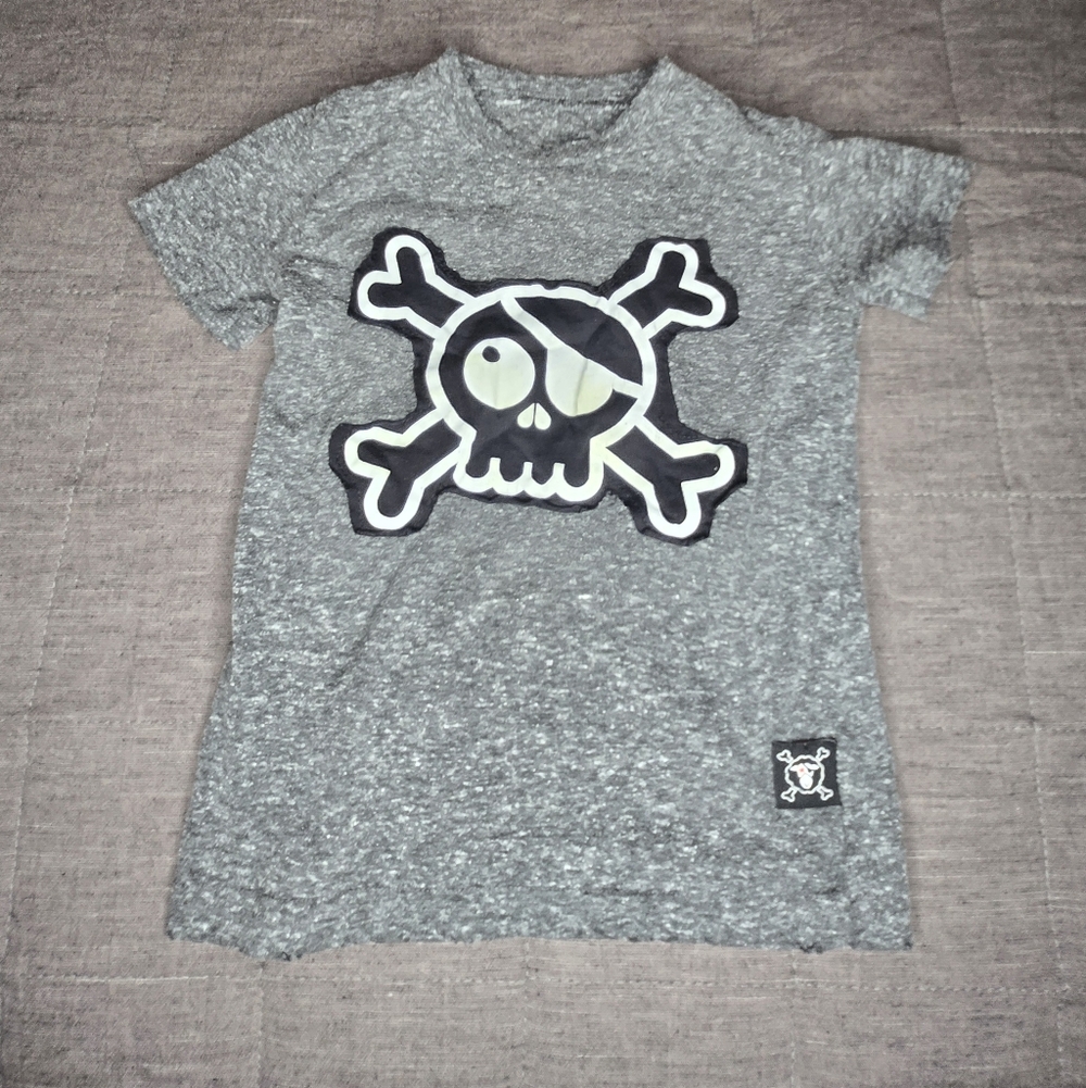 nununu Gray Pirate Skull Kids T-Shirt